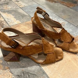 Donald Pliner Sandals Size 8 Medium